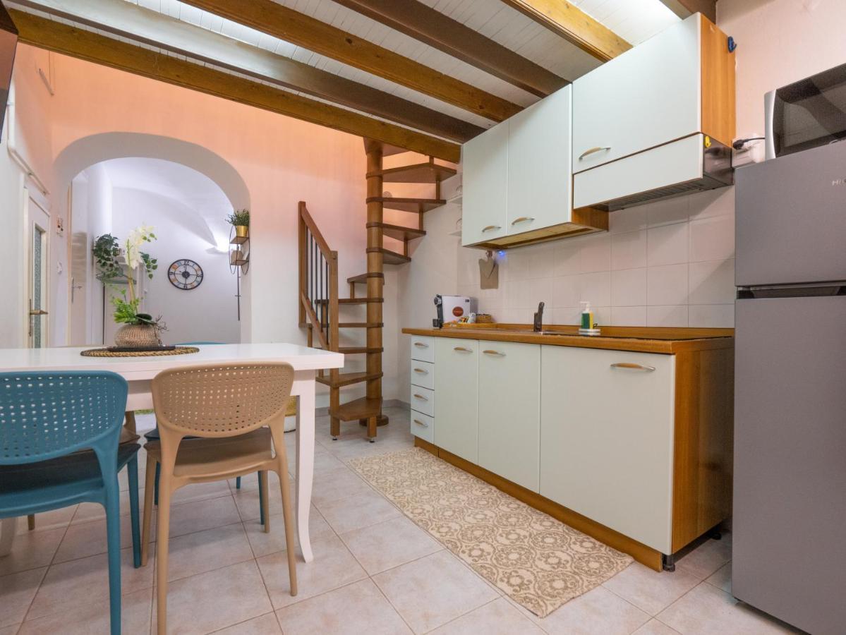 Casa Iryna Apartment Pietra Ligure Exterior photo